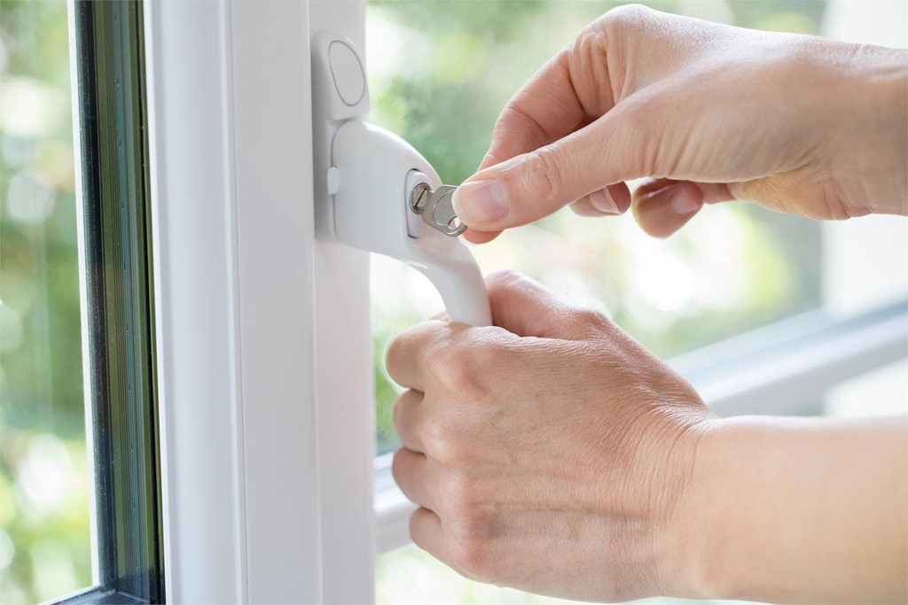Cómo proteger las cerraduras de tus ventanas frente a intentos de intrusión