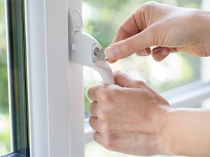 Cómo proteger las cerraduras de tus ventanas frente a intentos de intrusión
