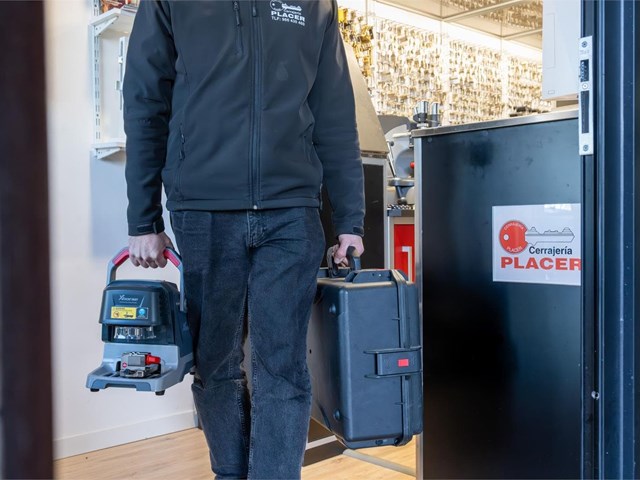 Errores comunes al intentar abrir una cerradura sin ayuda profesional