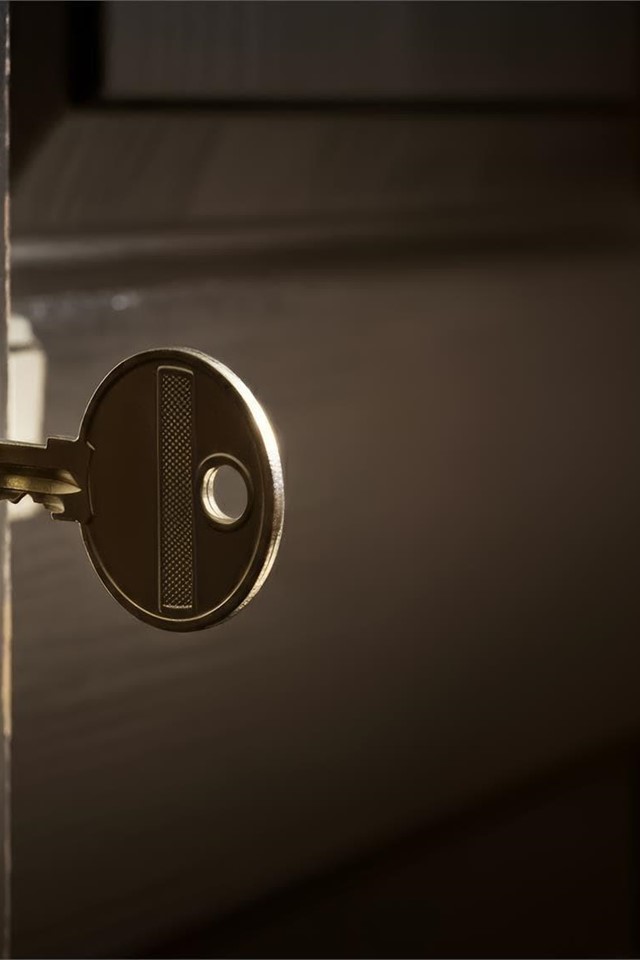 ¿Qué hacer si se atasca una llave en la cerradura?
