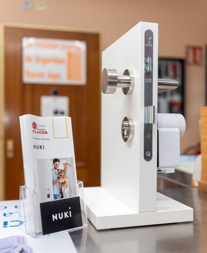 ¿Qué ventajas ofrecen las cerraduras electrónicas para negocios?